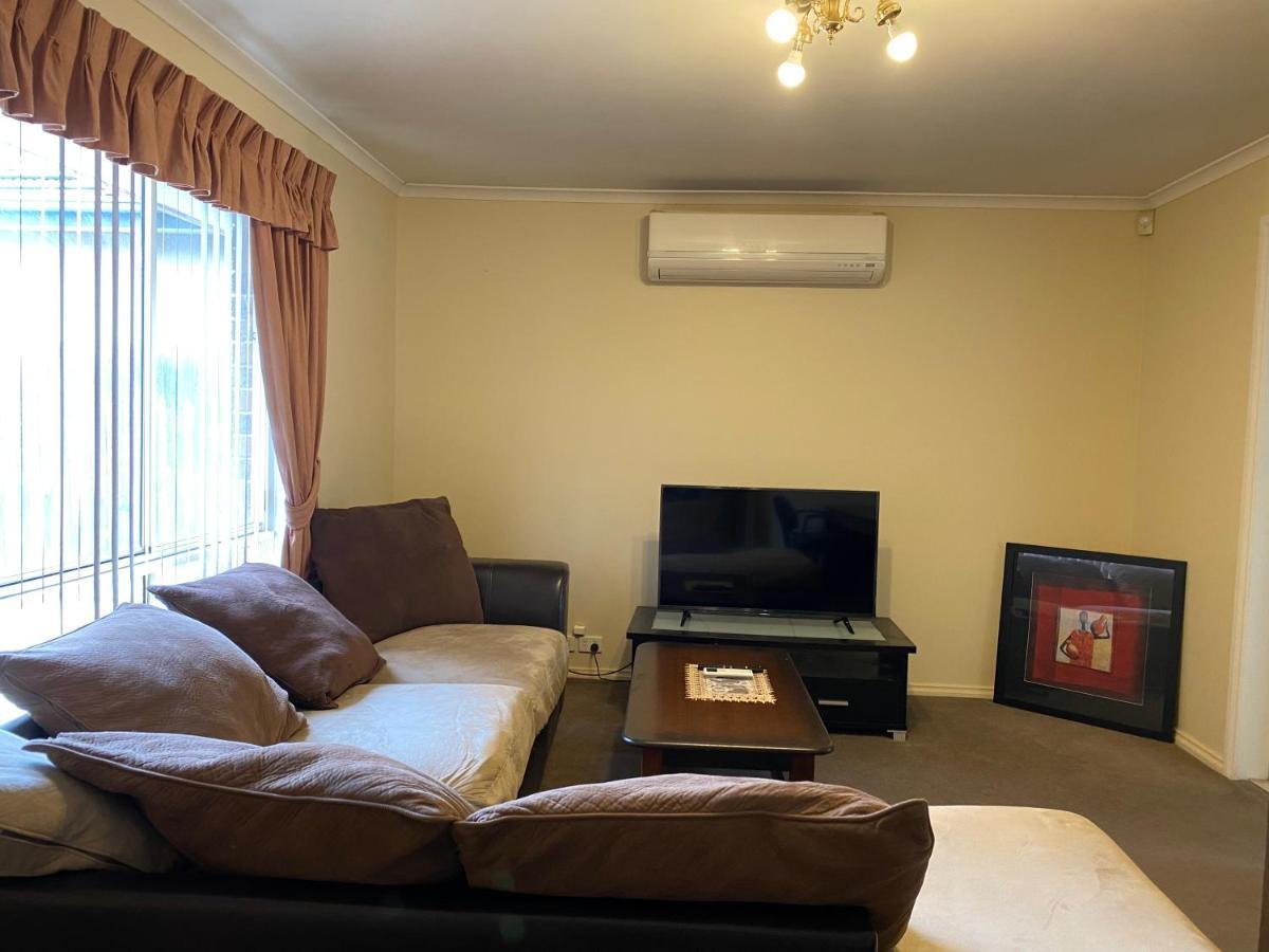 4 Beds-whole House-u2-9 Dennis Street-reservoir